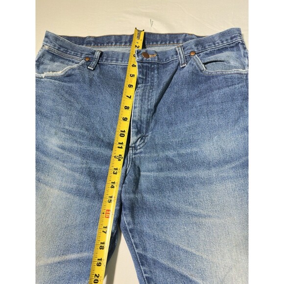 Wrangler Jeans Regular Fit Denim Classic Blue Jeans Mens 38x30 Cowboy Rodeo - Picture 4 of 9
